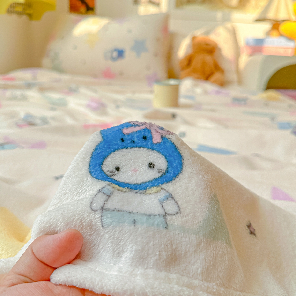 91家纺网 家纺一手货源 找家纺 韩巢家纺 2025新款四季可用牛奶绒多功能毛毯 星星米菲