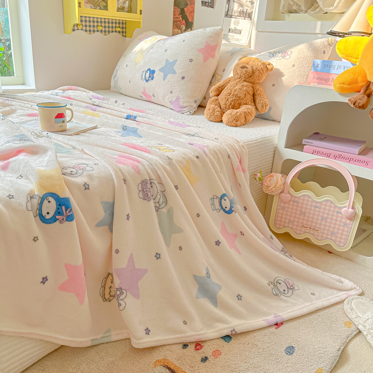 91家纺网 家纺一手货源 找家纺 韩巢家纺 2025新款四季可用牛奶绒多功能毛毯 星星米菲