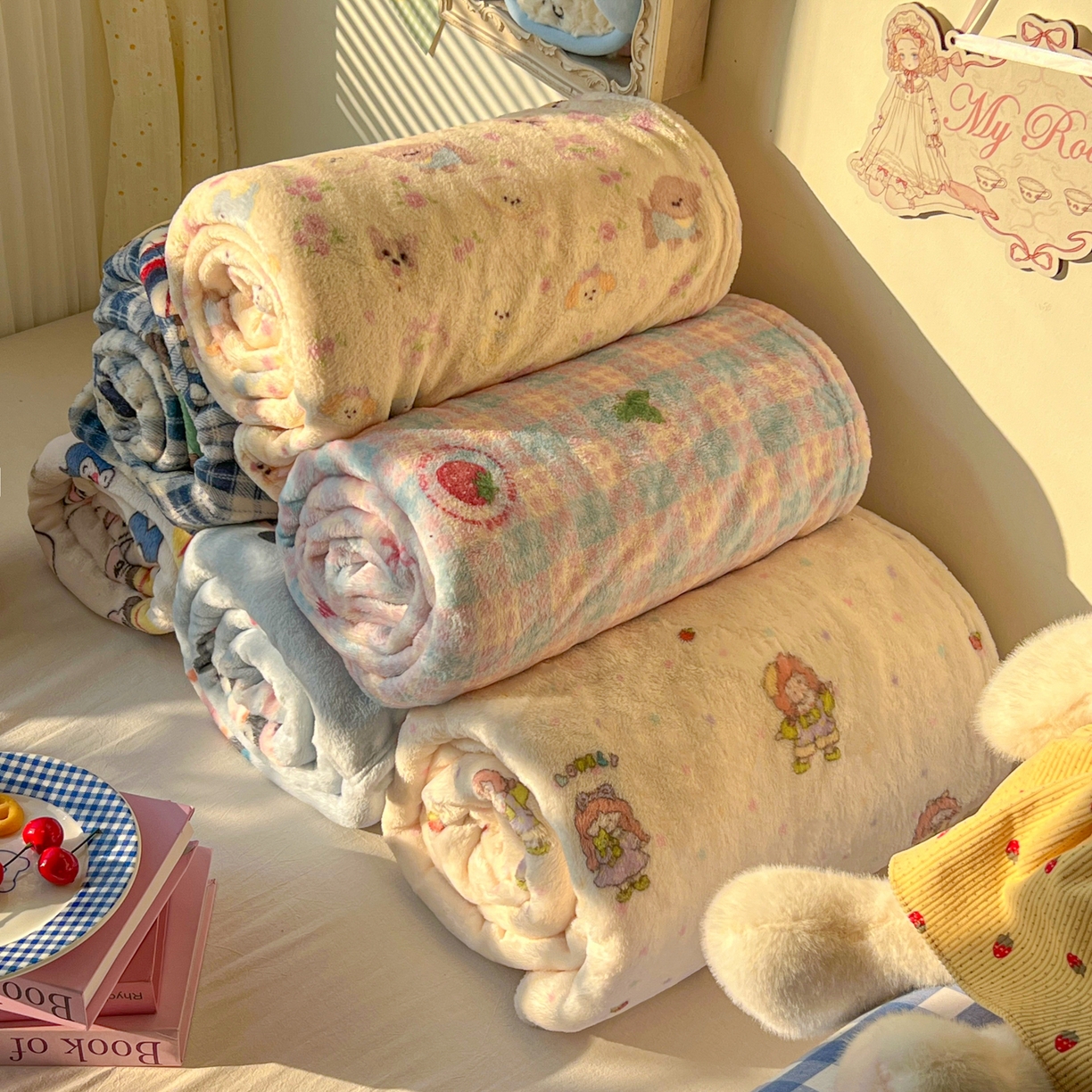 91家纺网 家纺一手货源 找家纺 韩巢家纺 2025新款四季可用牛奶绒多功能毛毯 组合图