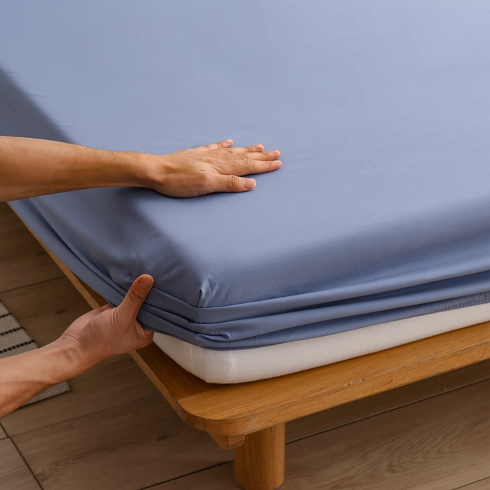 91家纺网 家纺一手货源 找家纺 啊雅家居 2025新款简约单人床笠双人床笠水洗磨毛床笠 浅蓝灰