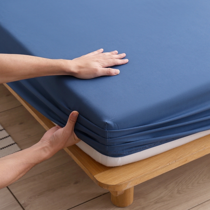 91家纺网 家纺一手货源 找家纺 啊雅家居 2025新款简约单人床笠双人床笠水洗磨毛床笠 蓝色