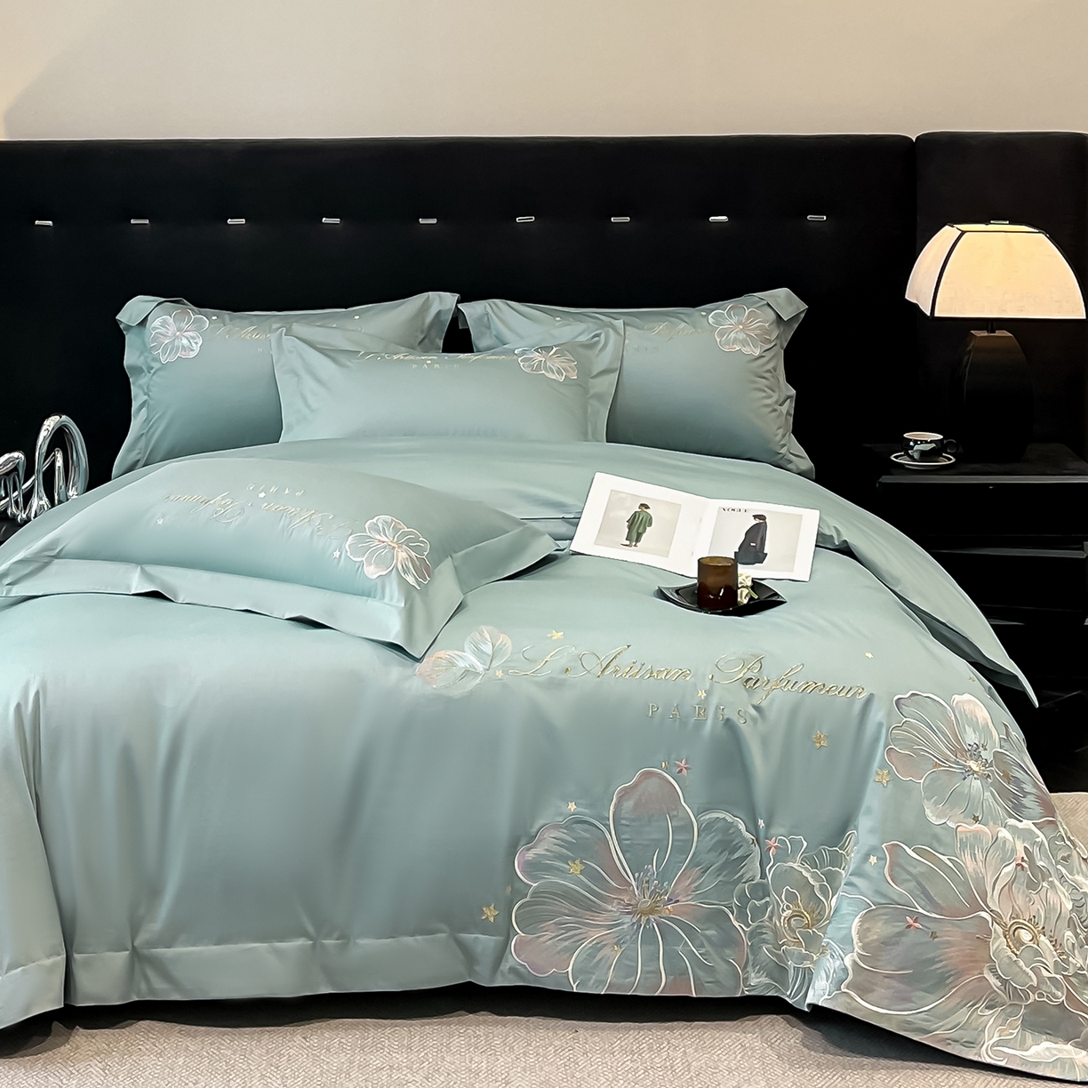 91家纺网 家纺一手货源 找家纺 置顶家纺 2025新款亲肤花卉刺绣四件套-繁星点点 繁星点点-繁星蓝