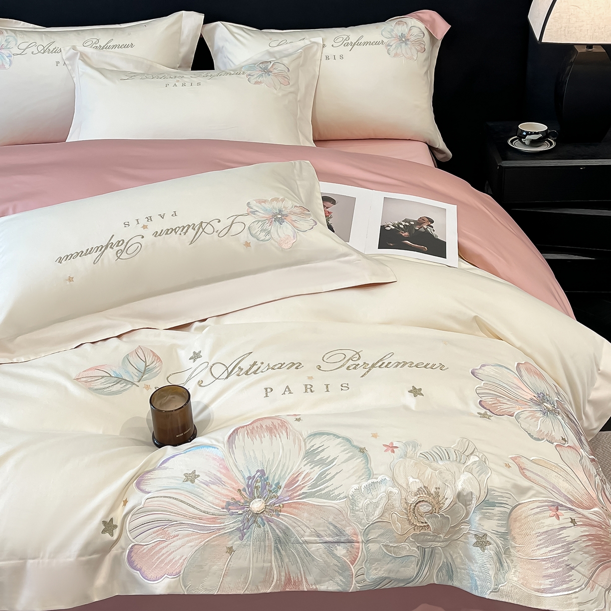 91家纺网 家纺一手货源 找家纺 置顶家纺 2025新款亲肤花卉刺绣四件套-繁星点点 繁星点点-奶白+浅豆沙