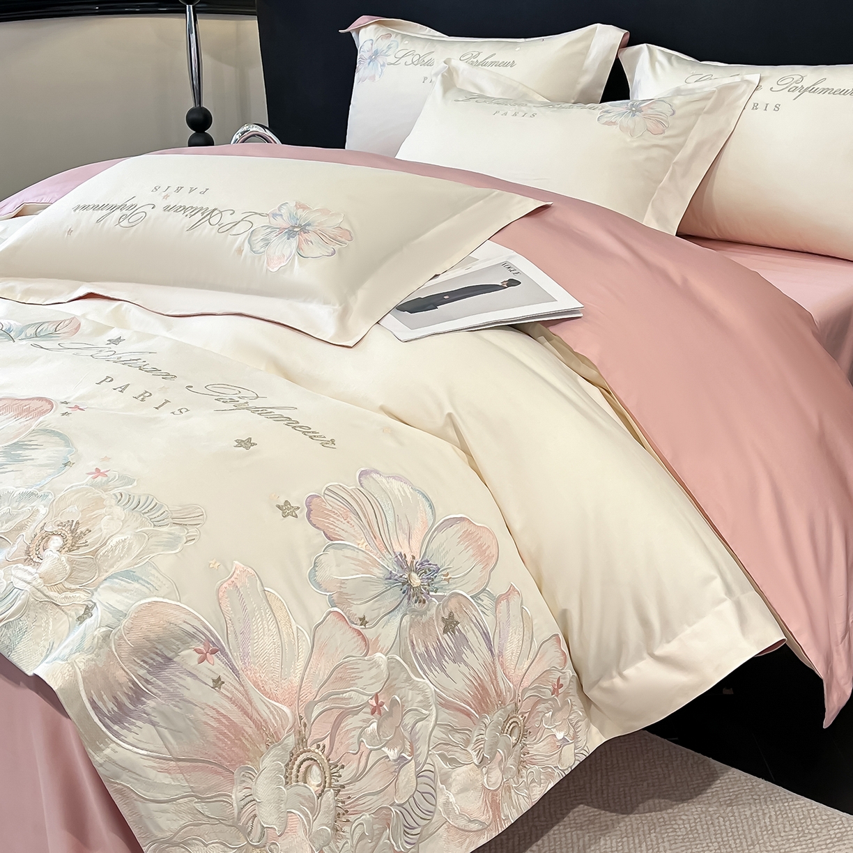 91家纺网 家纺一手货源 找家纺 置顶家纺 2025新款亲肤花卉刺绣四件套-繁星点点 繁星点点-奶白+浅豆沙