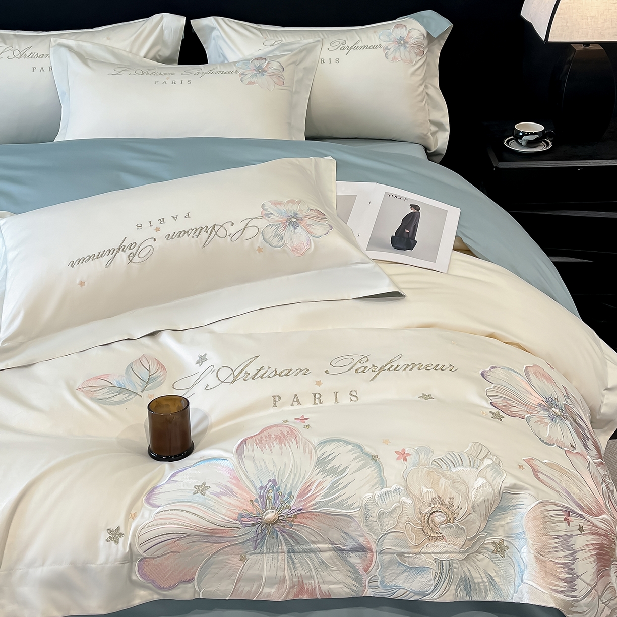 91家纺网 家纺一手货源 找家纺 置顶家纺 2025新款亲肤花卉刺绣四件套-繁星点点 繁星点点-奶白+繁星蓝