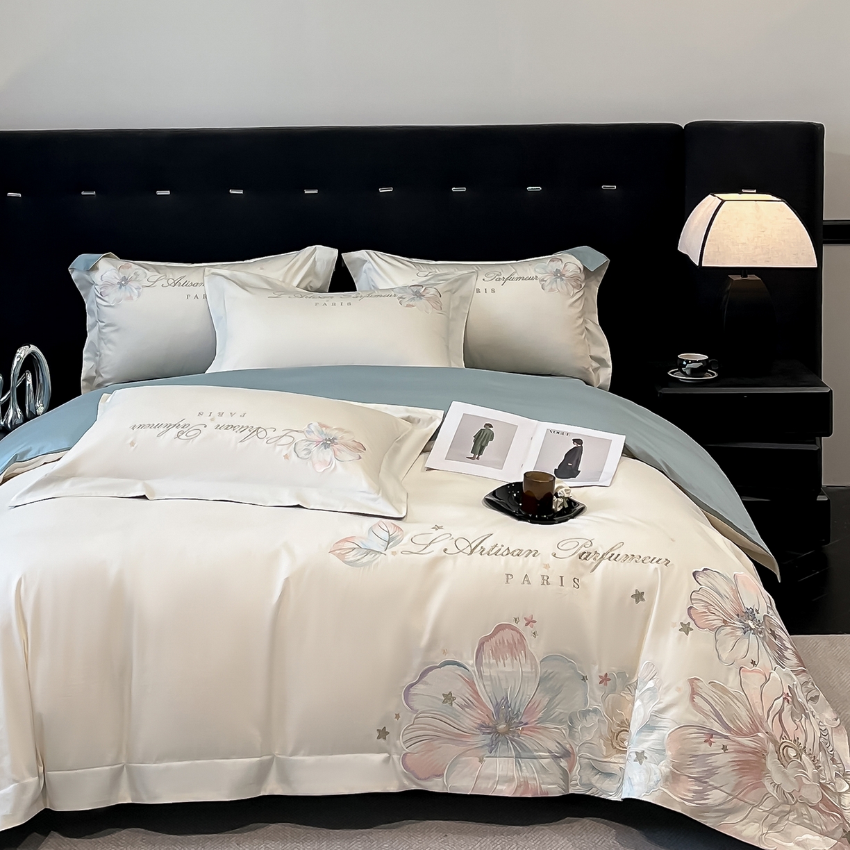 91家纺网 家纺一手货源 找家纺 置顶家纺 2025新款亲肤花卉刺绣四件套-繁星点点 繁星点点-奶白+繁星蓝