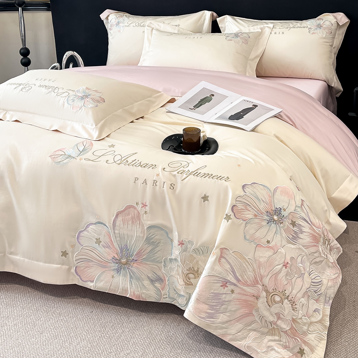 91家纺网 家纺一手货源 找家纺 置顶家纺 2025新款亲肤花卉刺绣四件套-繁星点点 繁星点点-奶白+粉