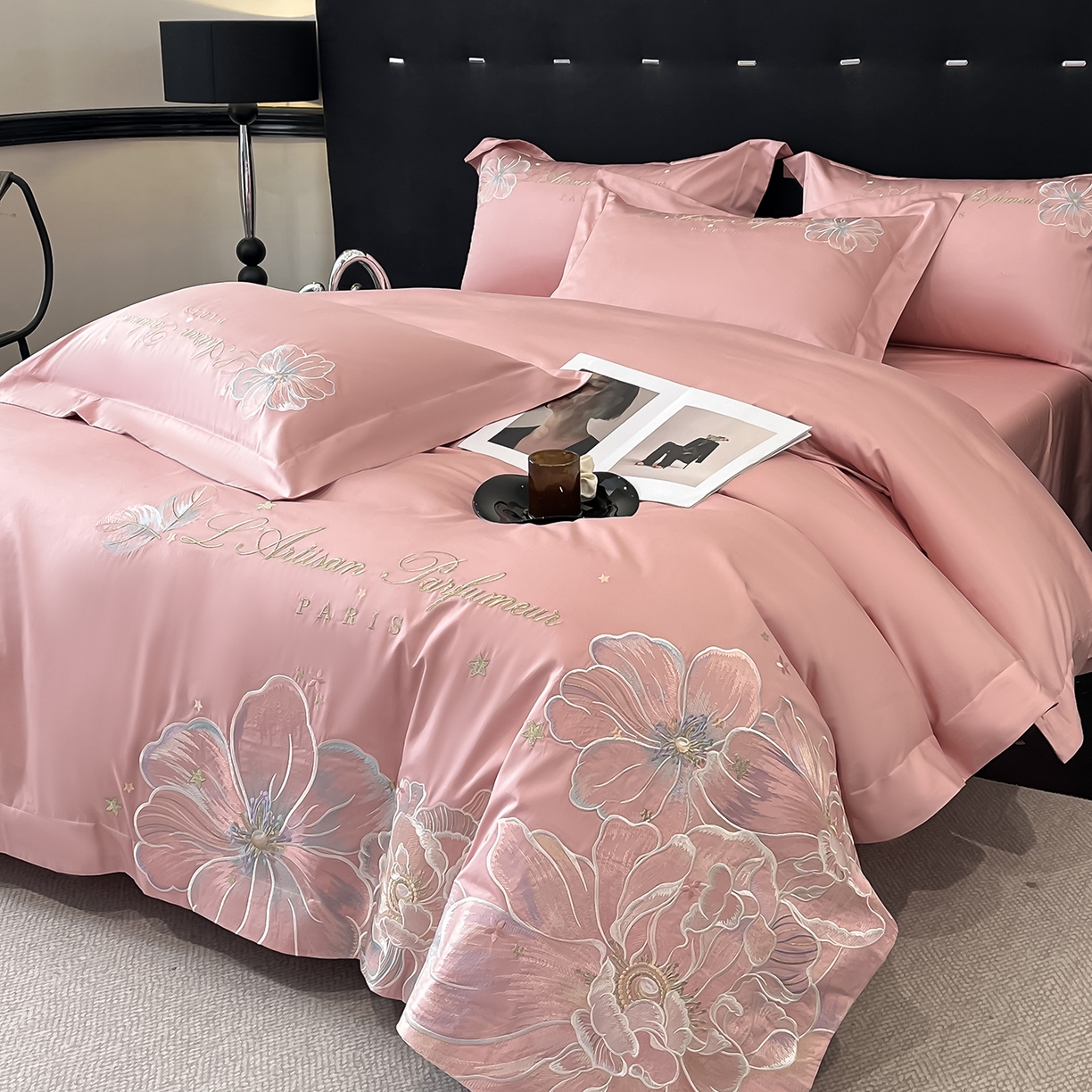 91家纺网 家纺一手货源 找家纺 置顶家纺 2025新款亲肤花卉刺绣四件套-繁星点点 繁星点点-浅豆沙