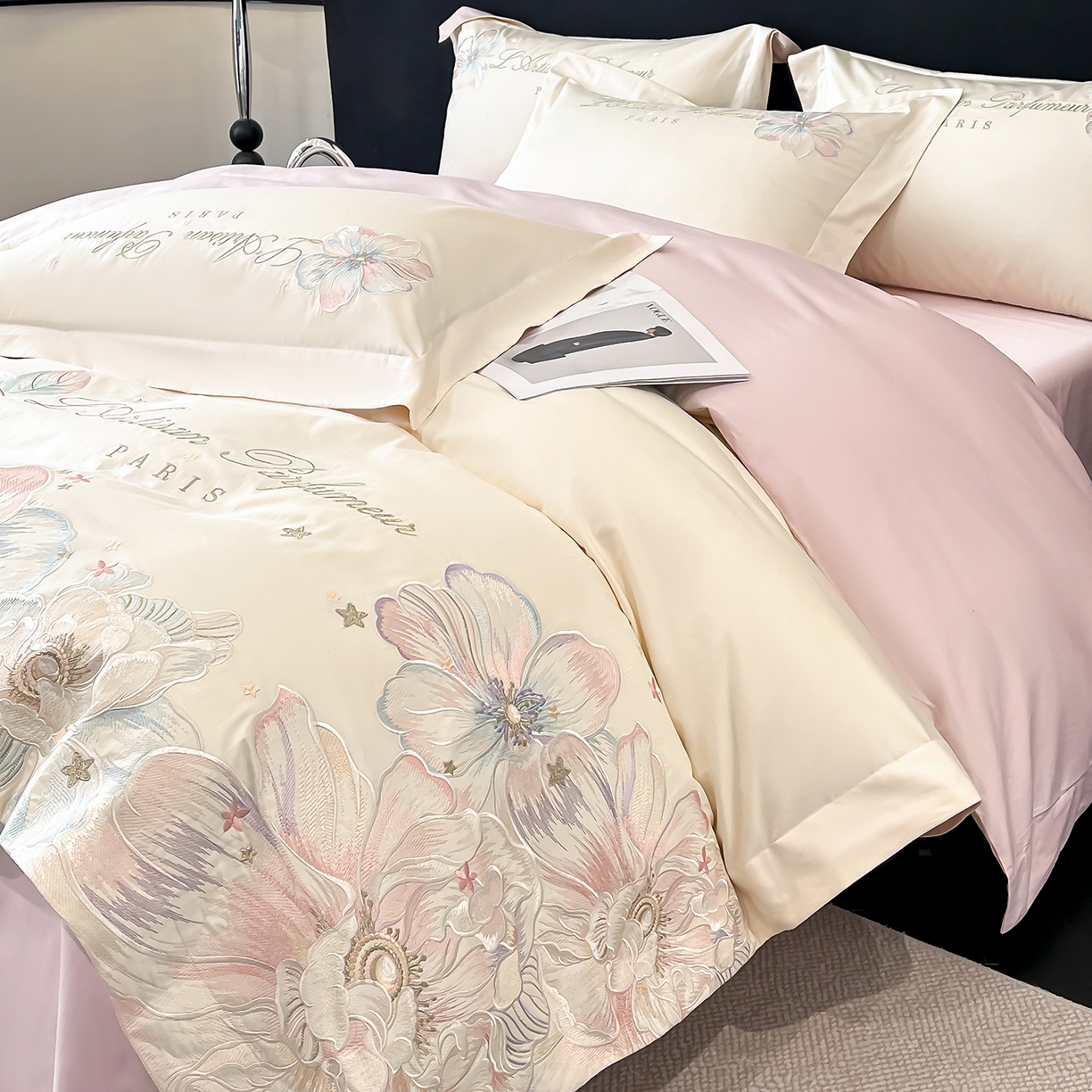 91家纺网 家纺一手货源 找家纺 置顶家纺 2025新款亲肤花卉刺绣四件套-繁星点点 繁星点点-奶白+粉