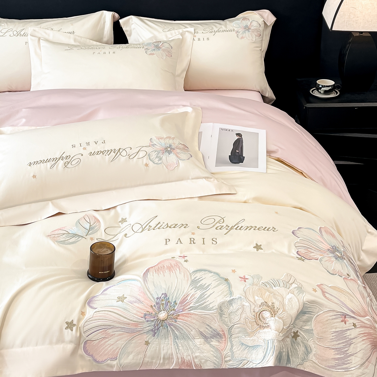 91家纺网 家纺一手货源 找家纺 置顶家纺 2025新款亲肤花卉刺绣四件套-繁星点点 繁星点点-奶白+粉