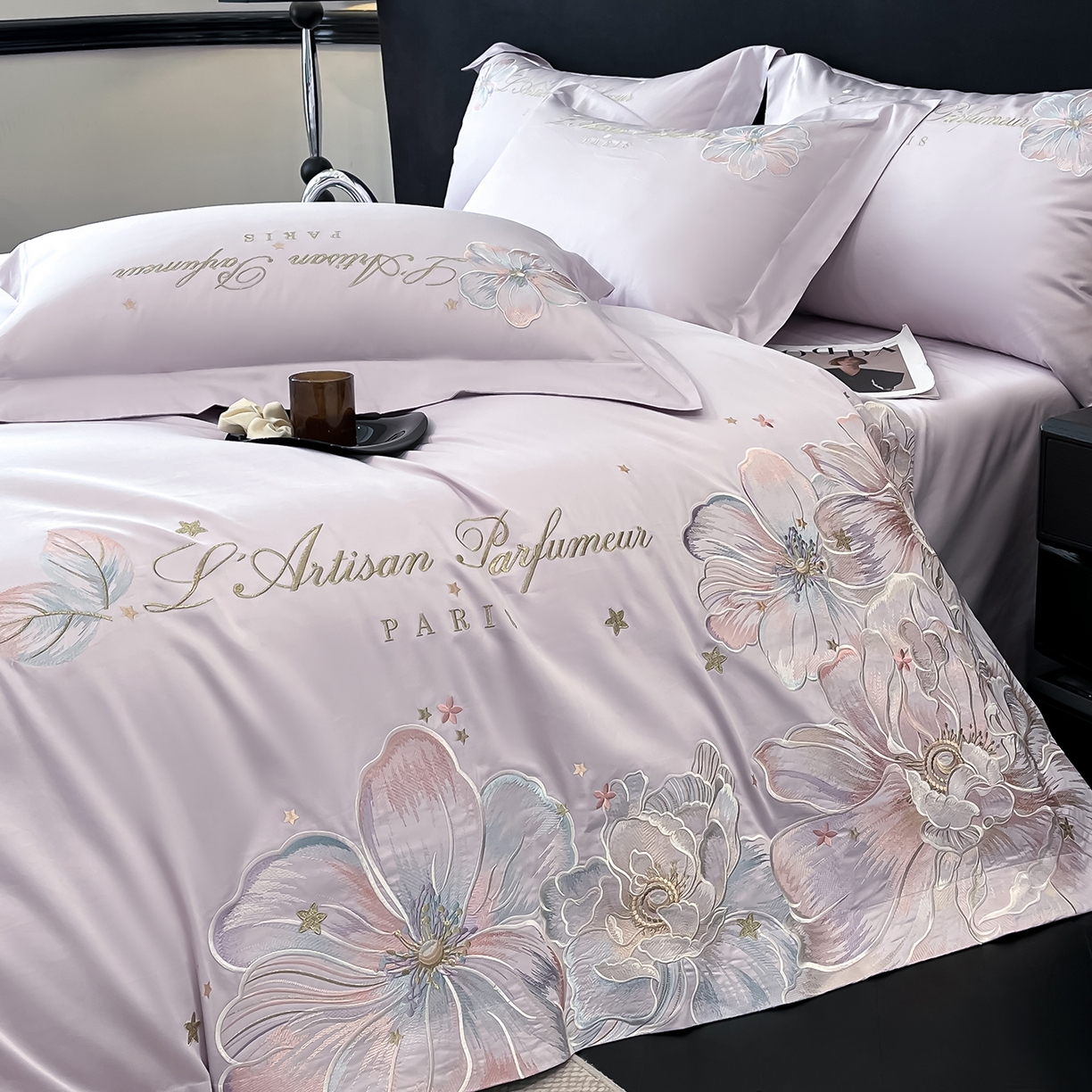 91家纺网 家纺一手货源 找家纺 置顶家纺 2025新款亲肤花卉刺绣四件套-繁星点点 繁星点点-香芋紫