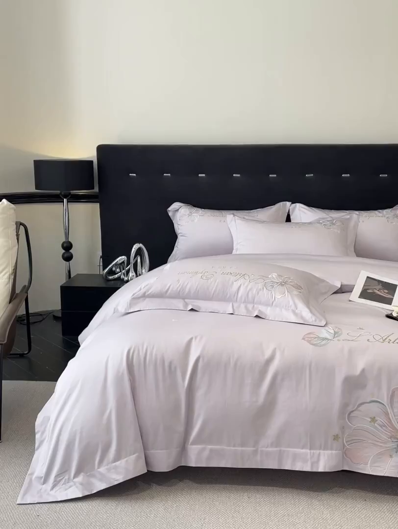 91家纺网 家纺一手货源 找家纺 置顶家纺 2025新款亲肤花卉刺绣四件套-繁星点点 繁星点点-香芋紫