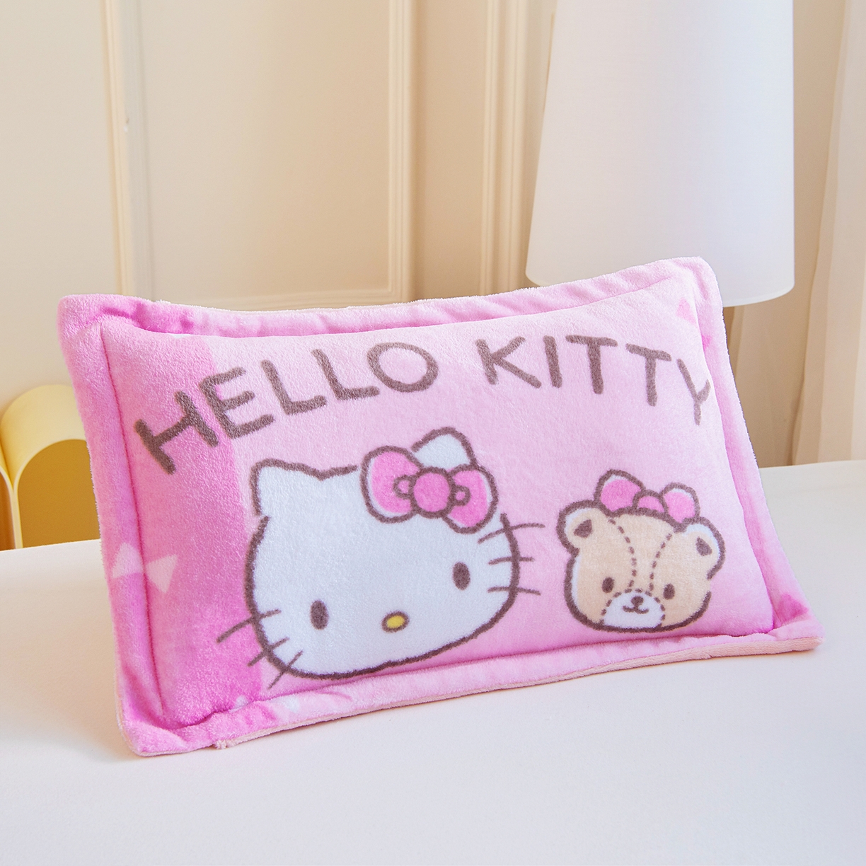 91家纺网 家纺一手货源 找家纺 （总）乐秀家纺 2025新款三丽鸥大版定位牛奶绒卡通枕套冬季幼儿园枕头枕套