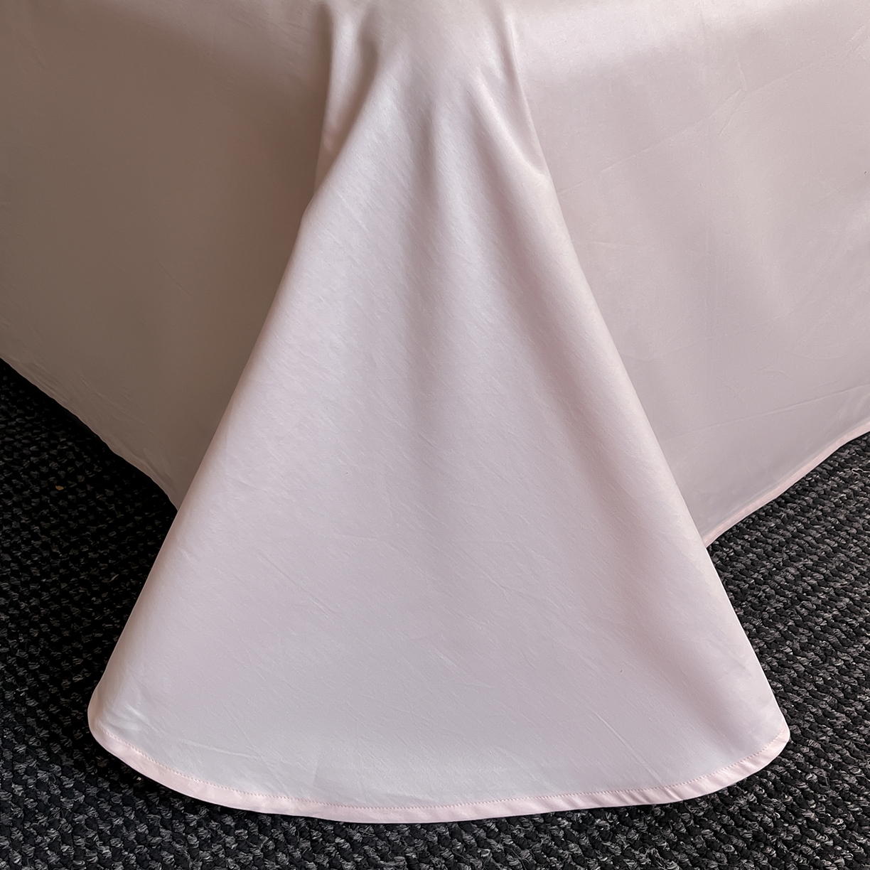 91家纺网 家纺一手货源 找家纺 （总）置顶家纺 2025新款全棉加厚磨毛刺绣秋冬系列四件套-赫本