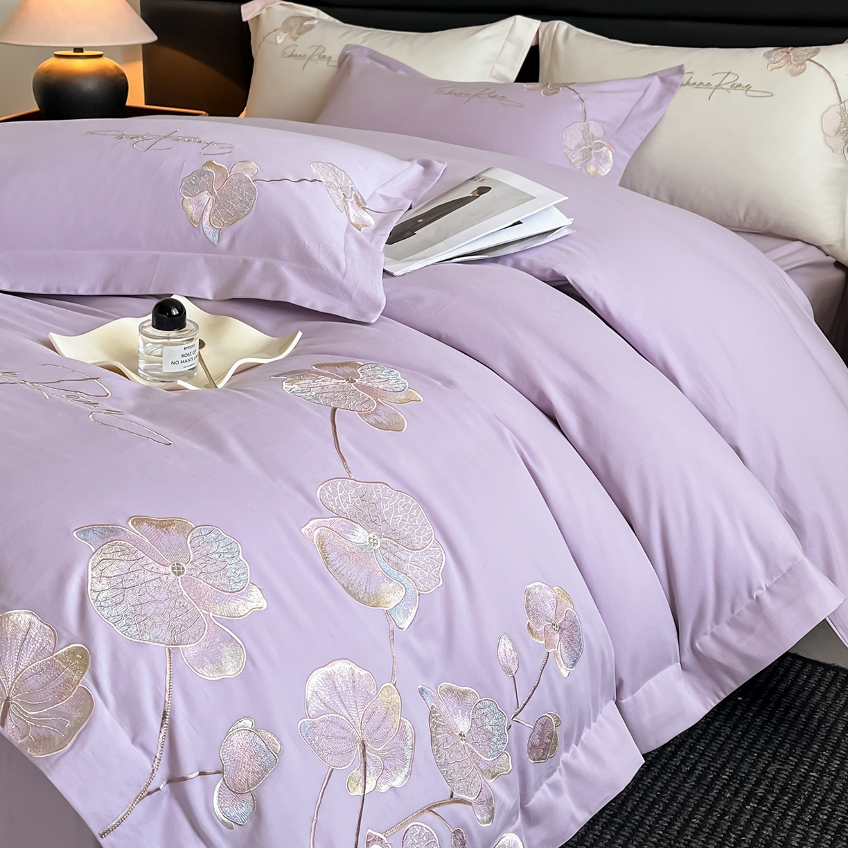 91家纺网 家纺一手货源 找家纺 置顶家纺 2025新款全棉加厚磨毛刺绣秋冬系列四件套-赫本 赫本-香芋紫