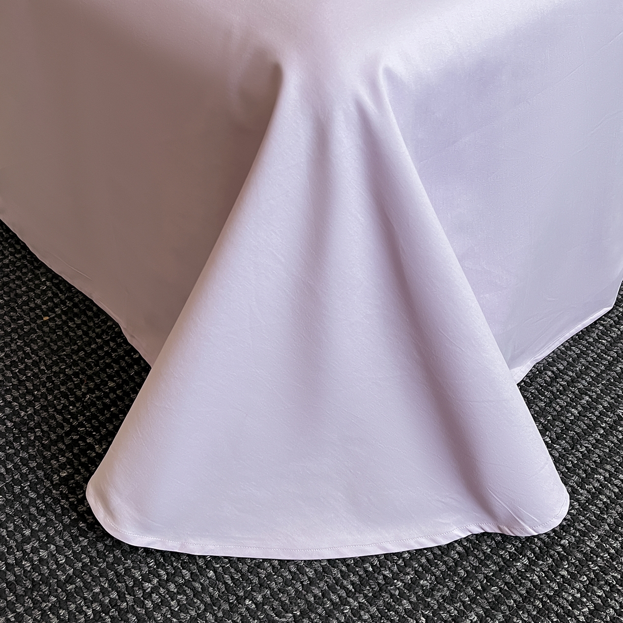 91家纺网 家纺一手货源 找家纺 置顶家纺 2025新款全棉加厚磨毛刺绣秋冬系列四件套-赫本 赫本-香芋紫