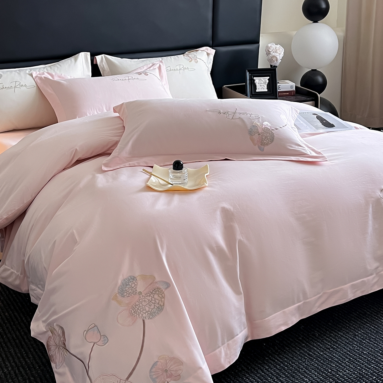 91家纺网 家纺一手货源 找家纺 置顶家纺 2025新款全棉加厚磨毛刺绣秋冬系列四件套-赫本 赫本-粉玉