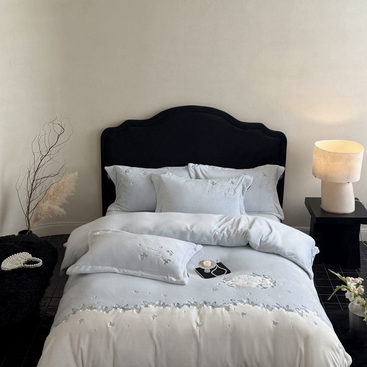 91家纺网 家纺一手货源 找家纺 [91家纺网精选] 2025新款牛奶绒四件套-翩翩起舞