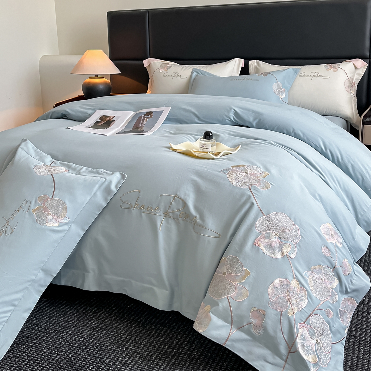 91家纺网 家纺一手货源 找家纺 置顶家纺 2025新款全棉加厚磨毛刺绣秋冬系列四件套-赫本 赫本-繁星蓝