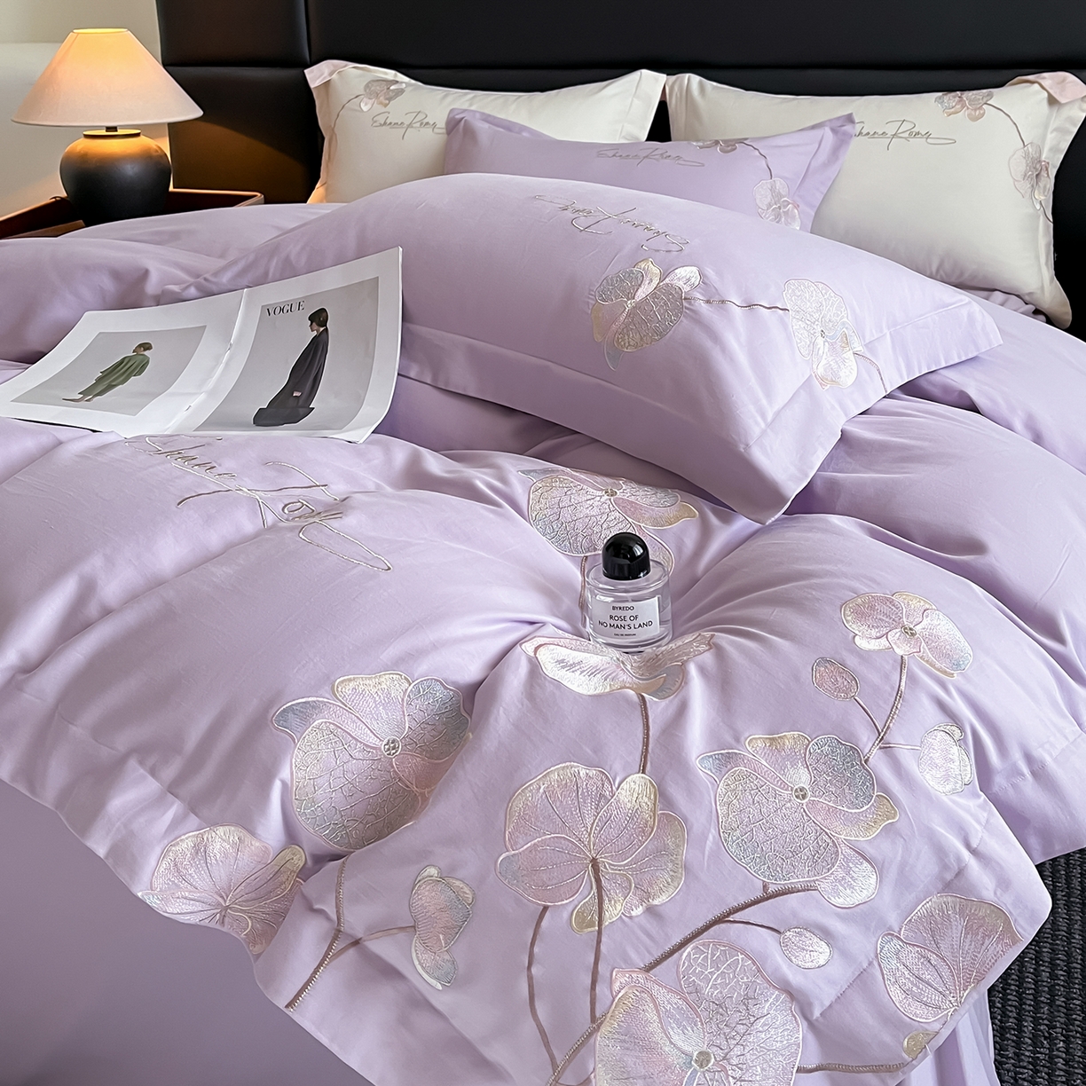 91家纺网 家纺一手货源 找家纺 置顶家纺 2025新款全棉加厚磨毛刺绣秋冬系列四件套-赫本 赫本-香芋紫