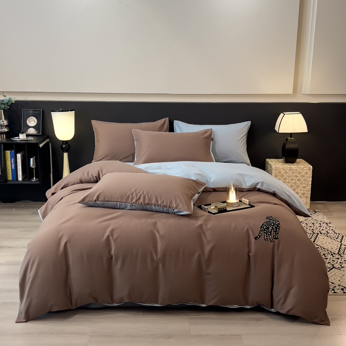 91家纺网 家纺一手货源 找家纺 （总）印季家纺 2025新款全棉50s磨毛绣花-黑豹四件套