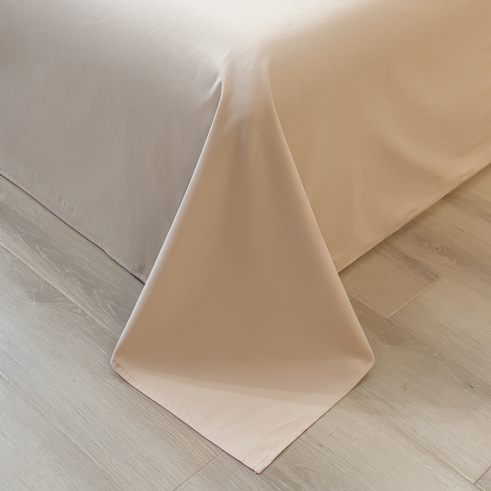 91家纺网 家纺一手货源 找家纺 印季家纺 2025新款全棉50s磨毛绣花-黑豹四件套 浅驼-玛卡粉