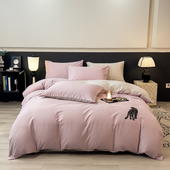 印季家纺 2025新款全棉50s磨毛绣花-黑豹四件套 悠悠紫-空气灰