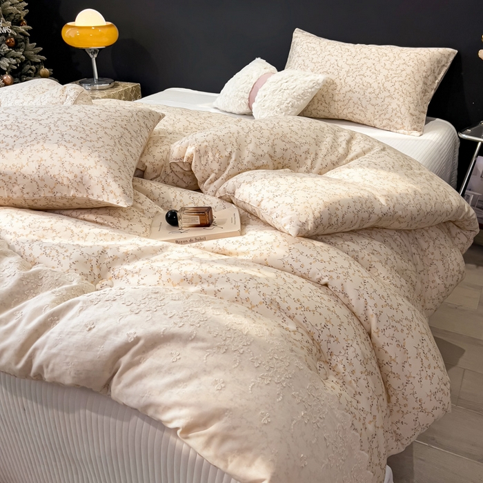 91家纺网 家纺一手货源 找家纺 米菲 2025新款全棉双层纱花边被被子被芯 初春