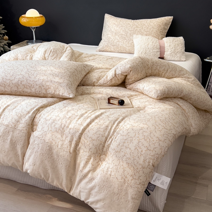 91家纺网 家纺一手货源 找家纺 米菲 2025新款全棉双层纱花边被被子被芯 初春