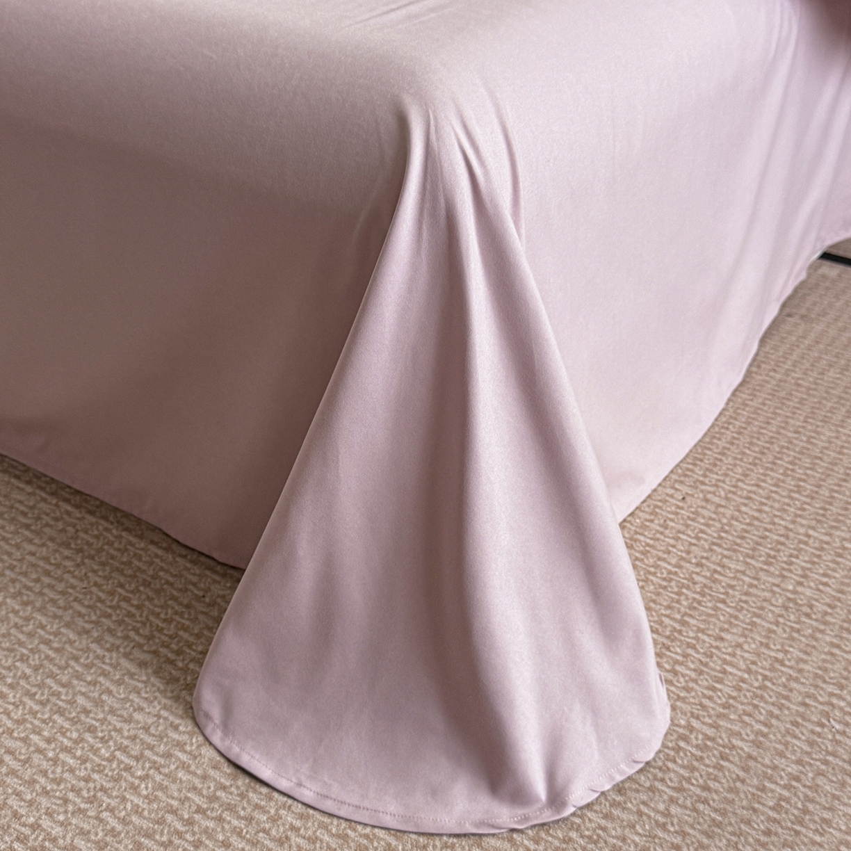 91家纺网 家纺一手货源 找家纺 置顶家纺 2025秋冬新款亲肤加厚140克磨毛四件套-普罗旺斯羽翎系列 普罗旺斯-豆紫