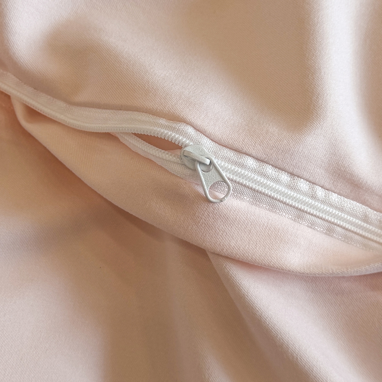 91家纺网 家纺一手货源 找家纺 置顶家纺 2025秋冬新款亲肤加厚140克磨毛四件套-普罗旺斯羽翎系列 普罗旺斯-玉兰