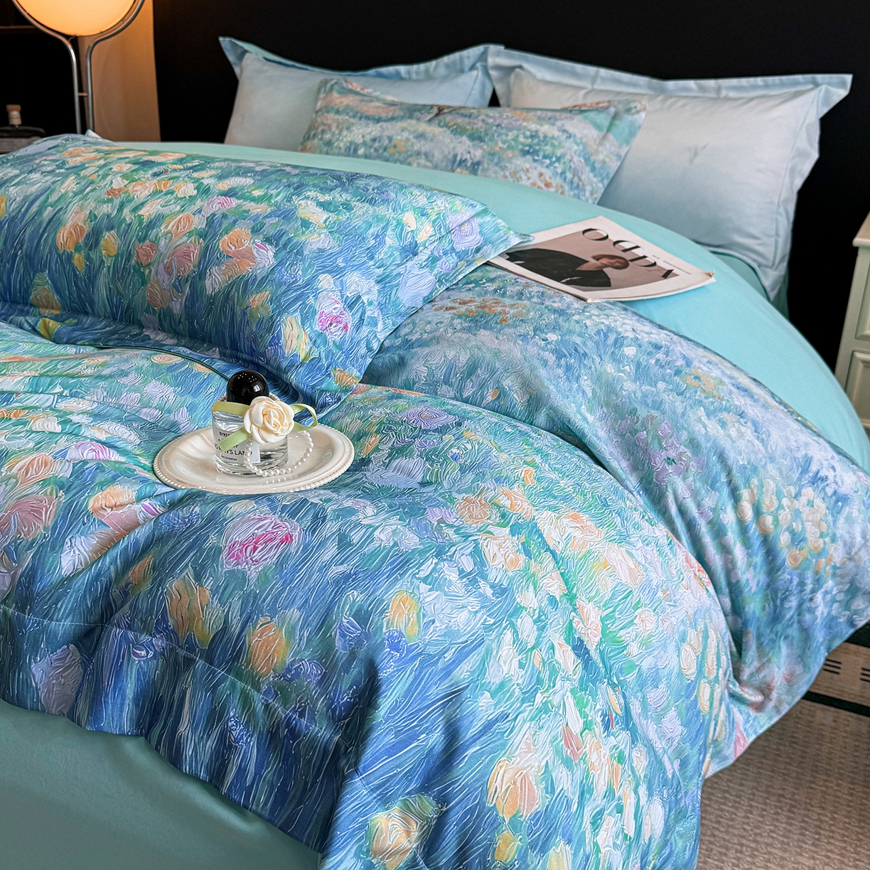 91家纺网 家纺一手货源 找家纺 置顶家纺 2025秋冬新款亲肤加厚140克磨毛四件套-普罗旺斯羽翎系列 普罗旺斯-冰蓝