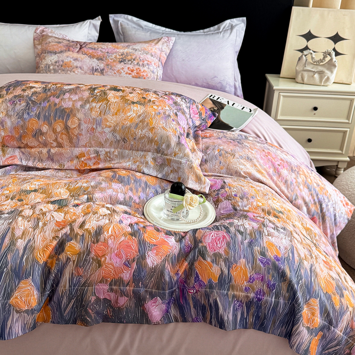 91家纺网 家纺一手货源 找家纺 置顶家纺 2025秋冬新款亲肤加厚140克磨毛四件套-普罗旺斯羽翎系列 普罗旺斯-豆紫