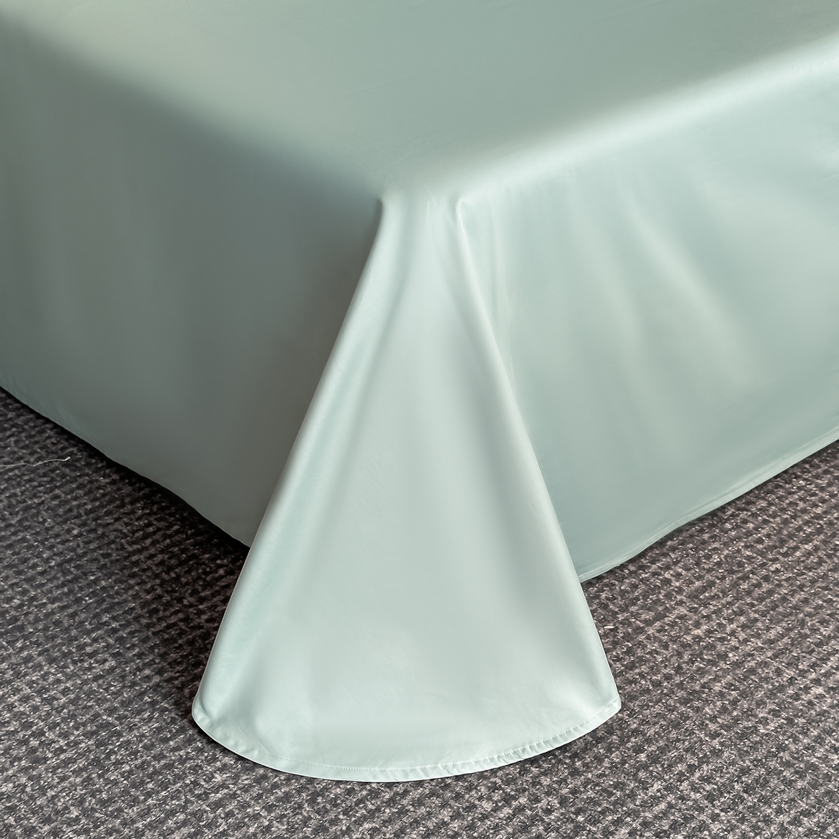 91家纺网 家纺一手货源 找家纺 置顶家纺 2025新款花漾亲肤刺绣系列四件套 花漾-繁星蓝