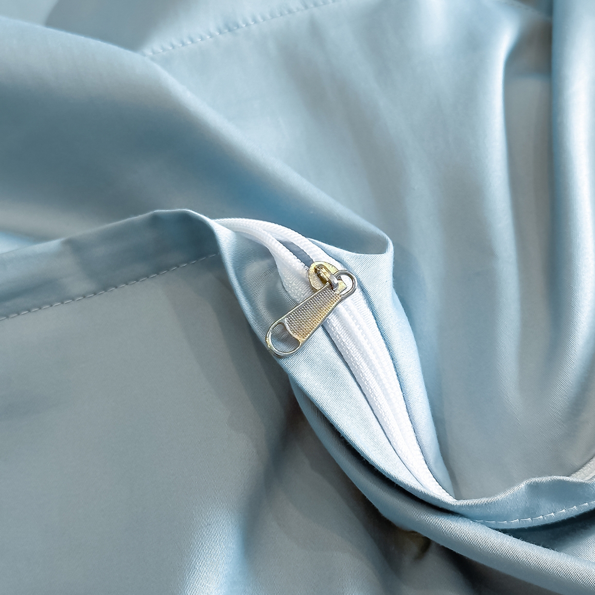 91家纺网 家纺一手货源 找家纺 置顶家纺 2025新款花漾亲肤刺绣系列四件套 花漾-浅蓝