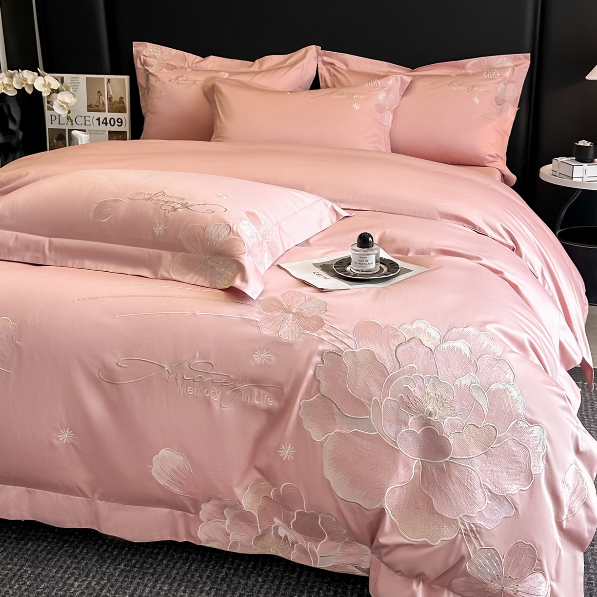 91家纺网 家纺一手货源 找家纺 置顶家纺 2025新款花漾亲肤刺绣系列四件套 花漾-浅豆沙