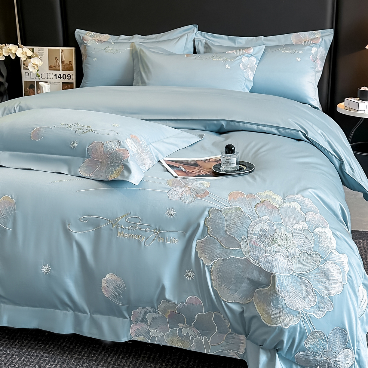 91家纺网 家纺一手货源 找家纺 置顶家纺 2025新款花漾亲肤刺绣系列四件套 花漾-浅蓝