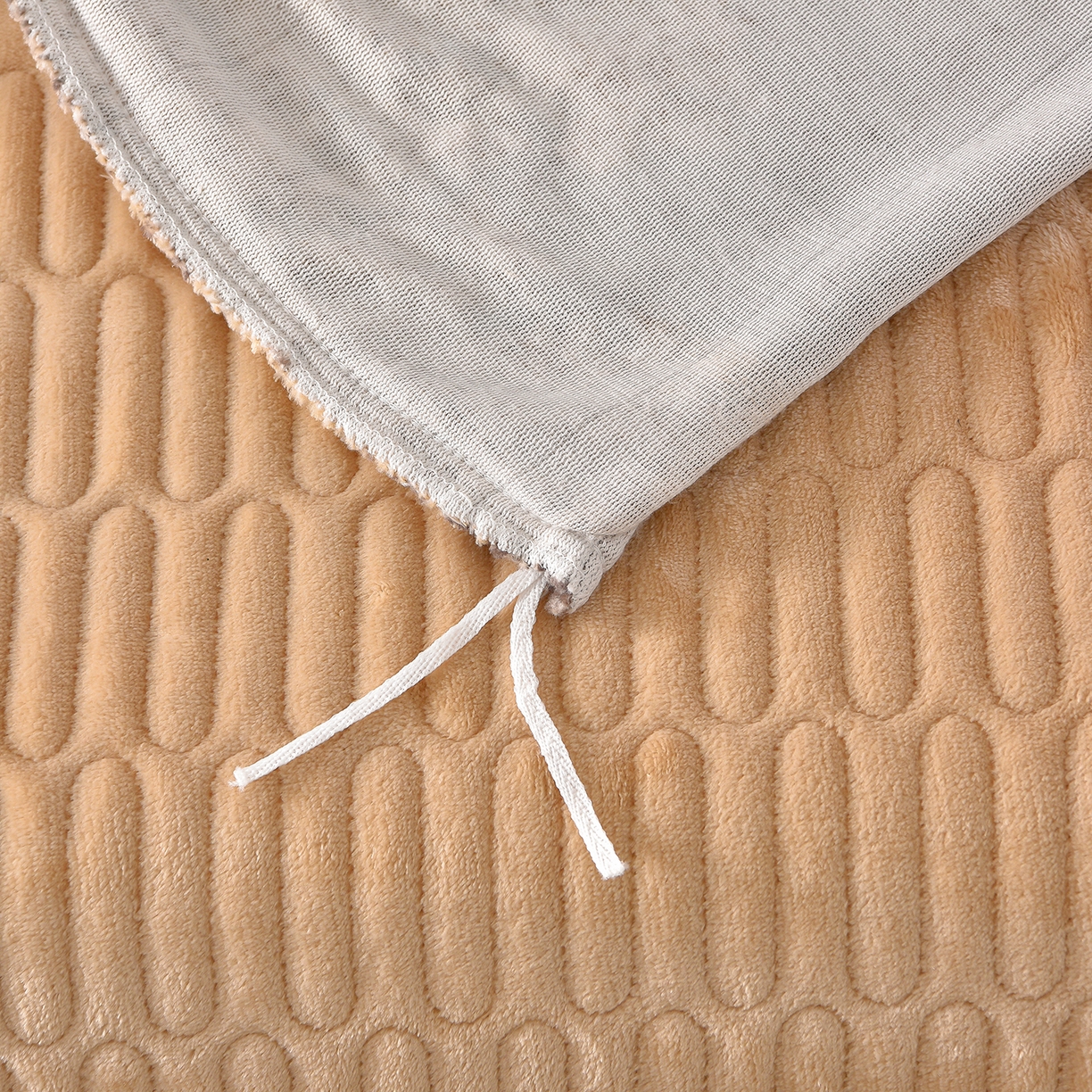 91家纺网 家纺一手货源 找家纺 （总）赫本家纺  2025高克重牛奶绒花边床盖款四件套