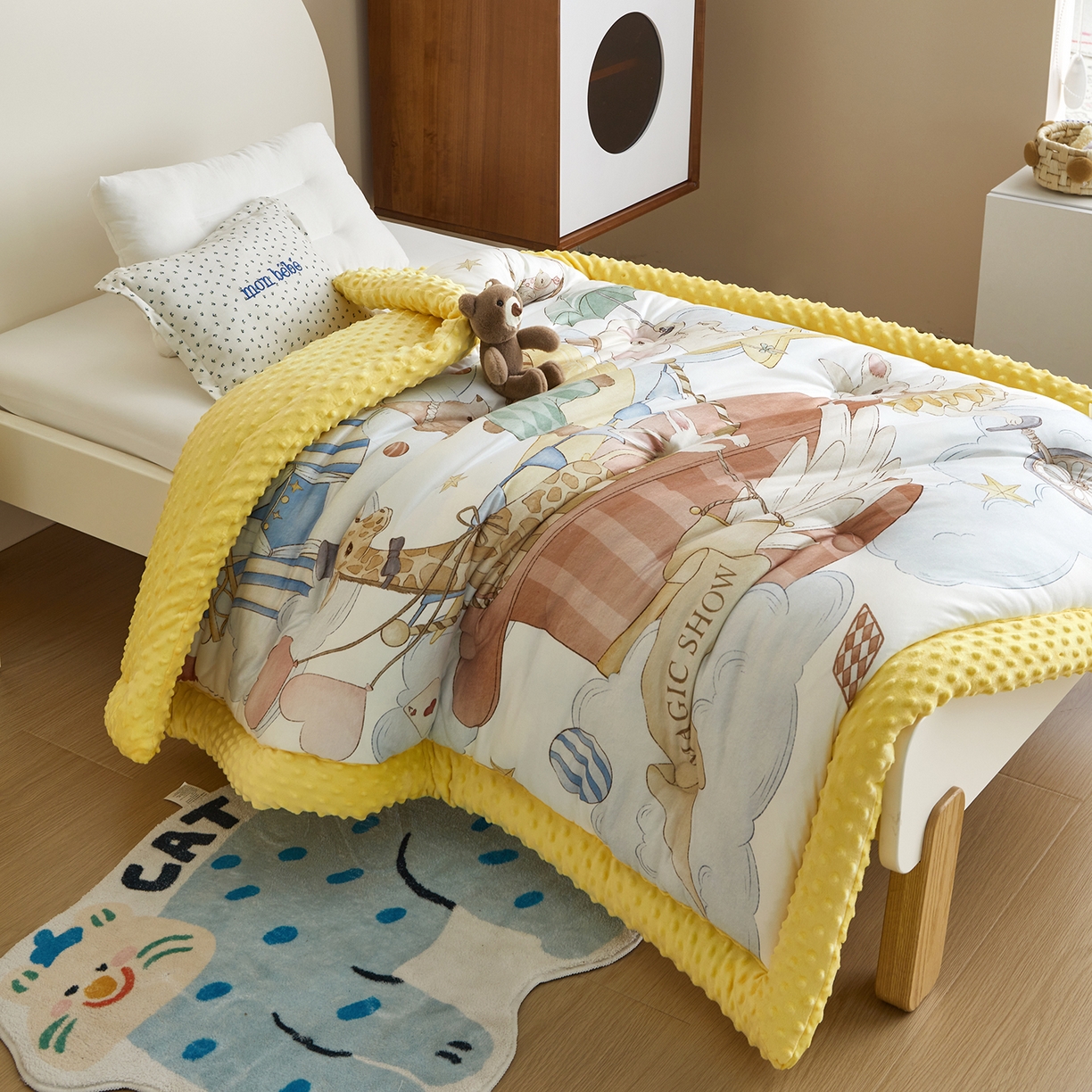 91家纺网 家纺一手货源 找家纺 荷马之梦 2025新款针织棉数码印花大版手绘原创豆豆绒被芯儿童被子春秋被冬被-梦境系列 梦境-云端演出