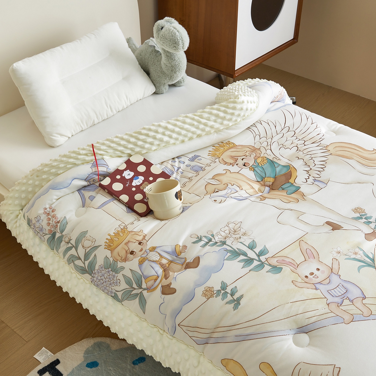 91家纺网 家纺一手货源 找家纺 荷马之梦 2025新款针织棉数码印花大版手绘原创豆豆绒被芯儿童被子春秋被冬被-梦境系列 梦境-飞马小王子