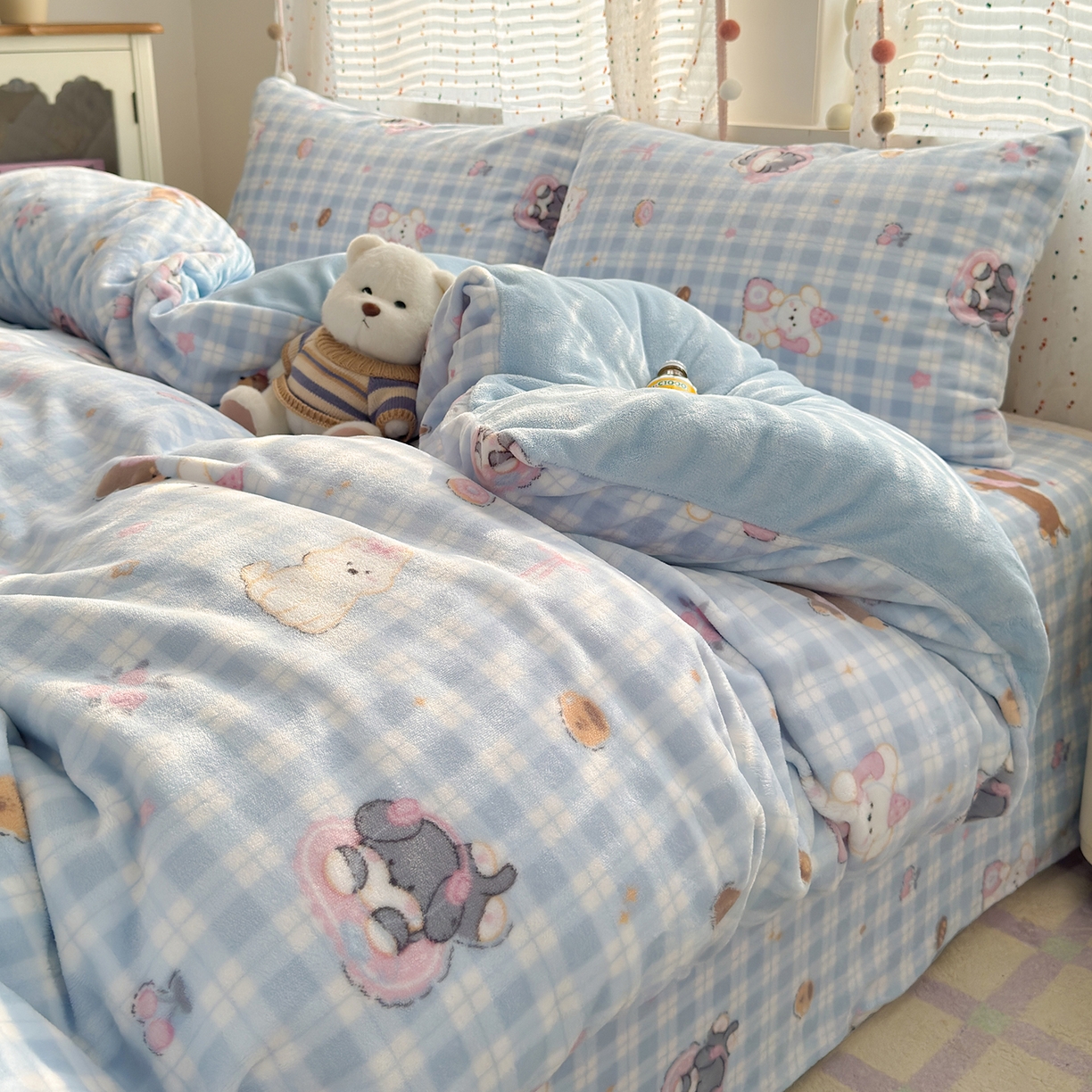 91家纺网 家纺一手货源 找家纺 沐芷 2025加厚A类牛奶绒被套被罩高克重加厚珊瑚绒四件套卡通简约加绒单被套 【绒】蓝色小窝