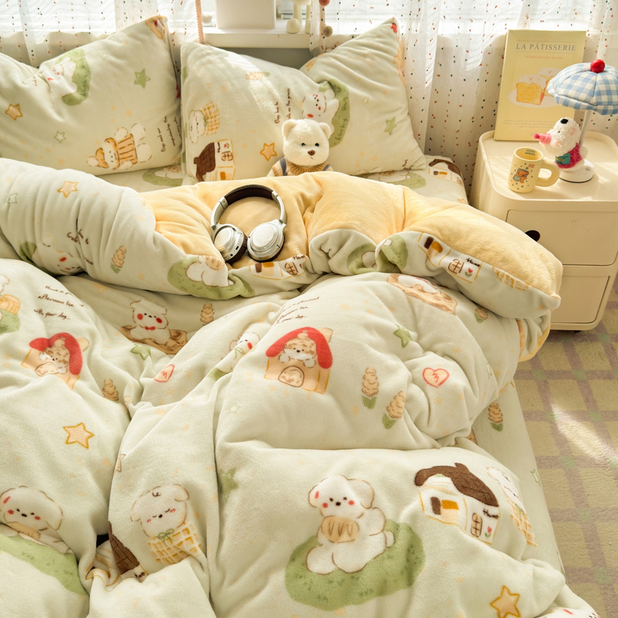 91家纺网 家纺一手货源 找家纺 沐芷 2025加厚A类牛奶绒被套被罩高克重加厚珊瑚绒四件套卡通简约加绒单被套 【绒】奶萌修狗