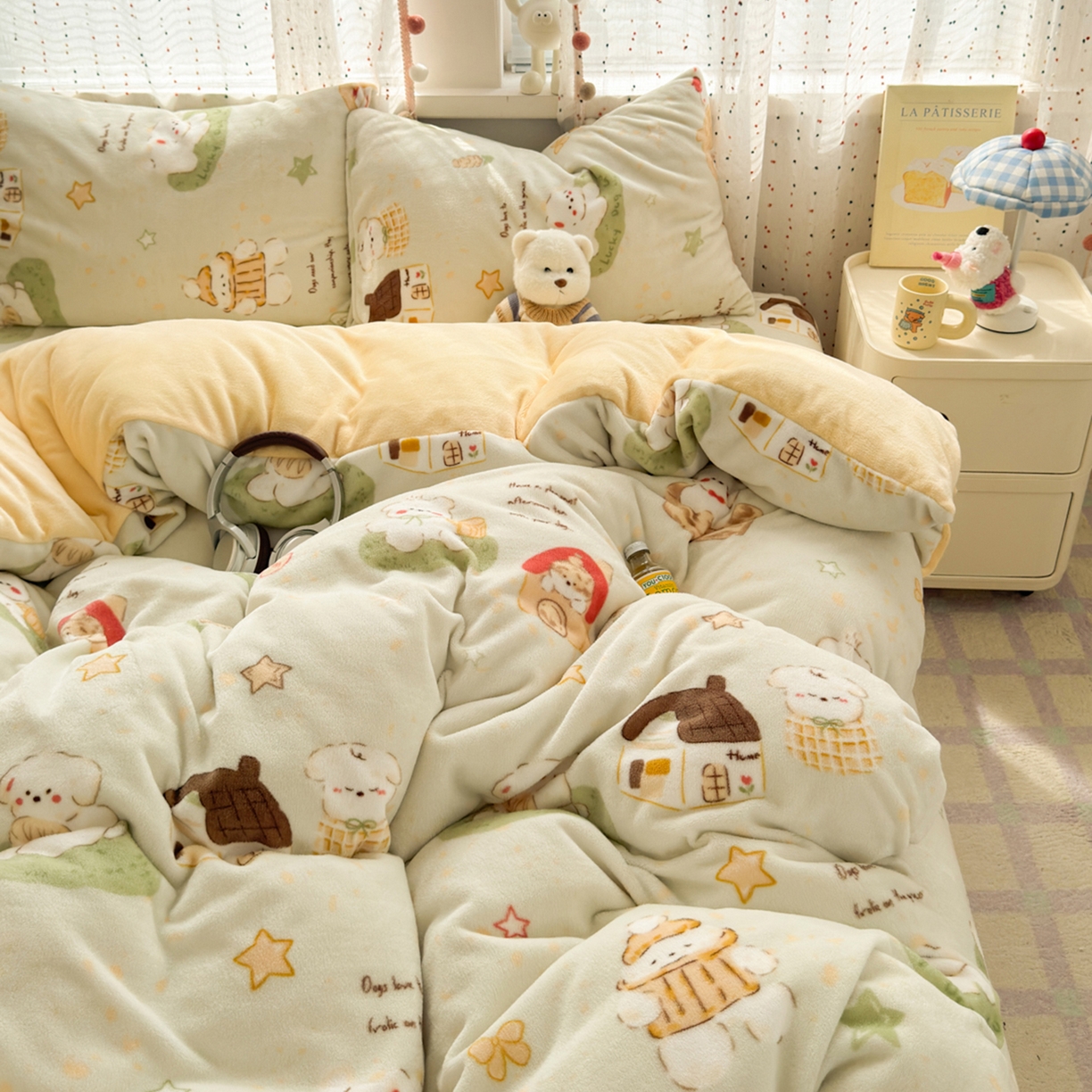 91家纺网 家纺一手货源 找家纺 沐芷 2025加厚A类牛奶绒被套被罩高克重加厚珊瑚绒四件套卡通简约加绒单被套 【绒】奶萌修狗