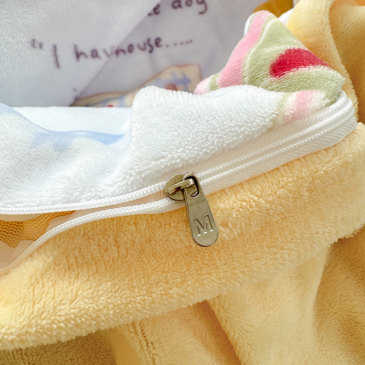 91家纺网 家纺一手货源 找家纺 沐芷 2025加厚A类牛奶绒被套被罩高克重加厚珊瑚绒四件套卡通简约加绒单被套 【绒】趣味课堂