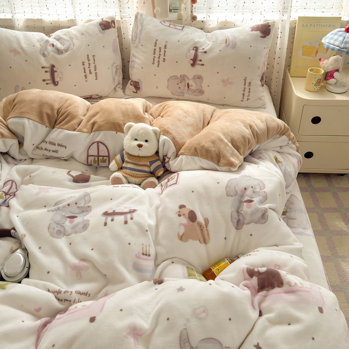 91家纺网 家纺一手货源 找家纺 沐芷 2025加厚A类牛奶绒被套被罩高克重加厚珊瑚绒四件套卡通简约加绒单被套 【绒】软萌小象