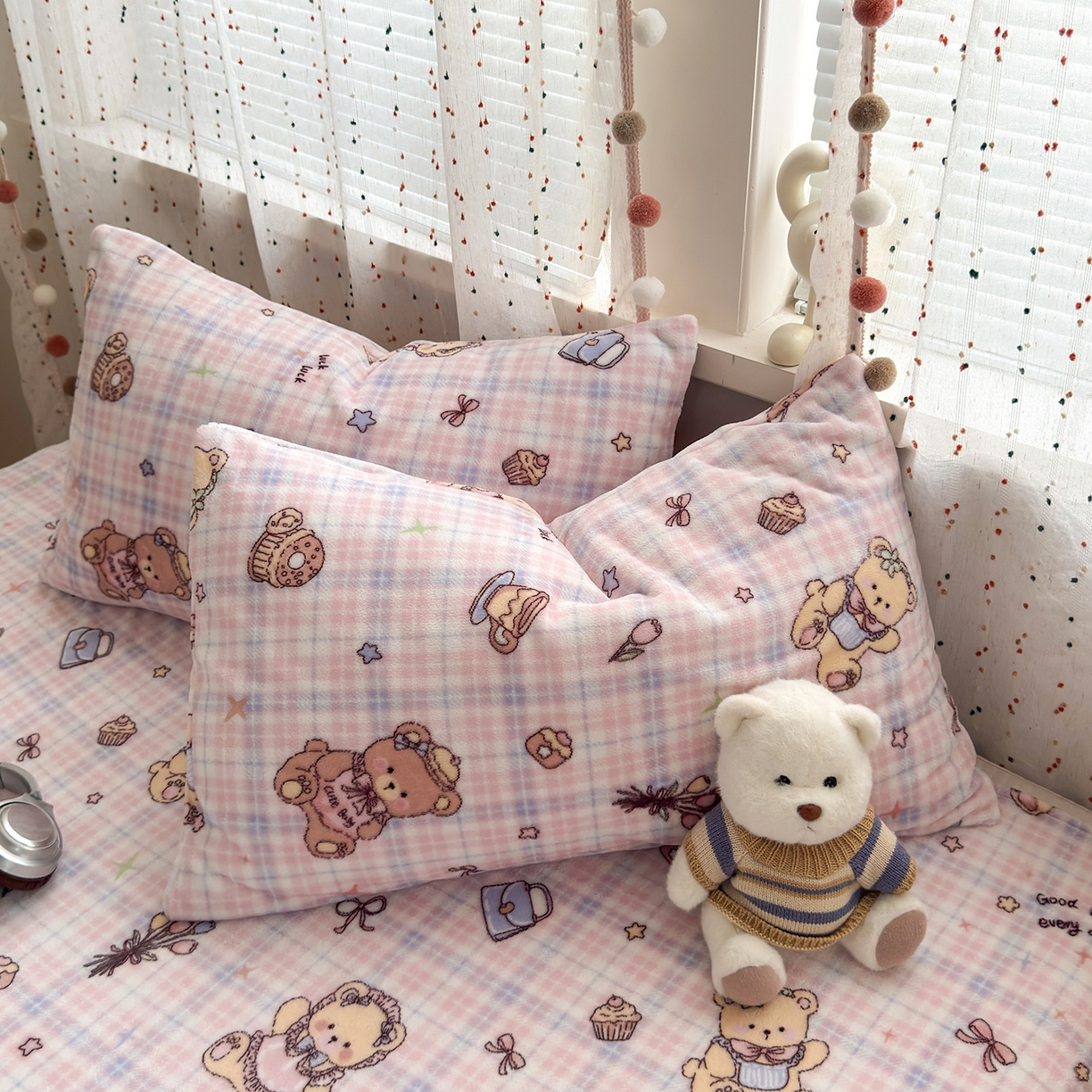 91家纺网 家纺一手货源 找家纺 沐芷 2025加厚A类牛奶绒被套被罩高克重加厚珊瑚绒四件套卡通简约加绒单被套 【绒】小熊紫