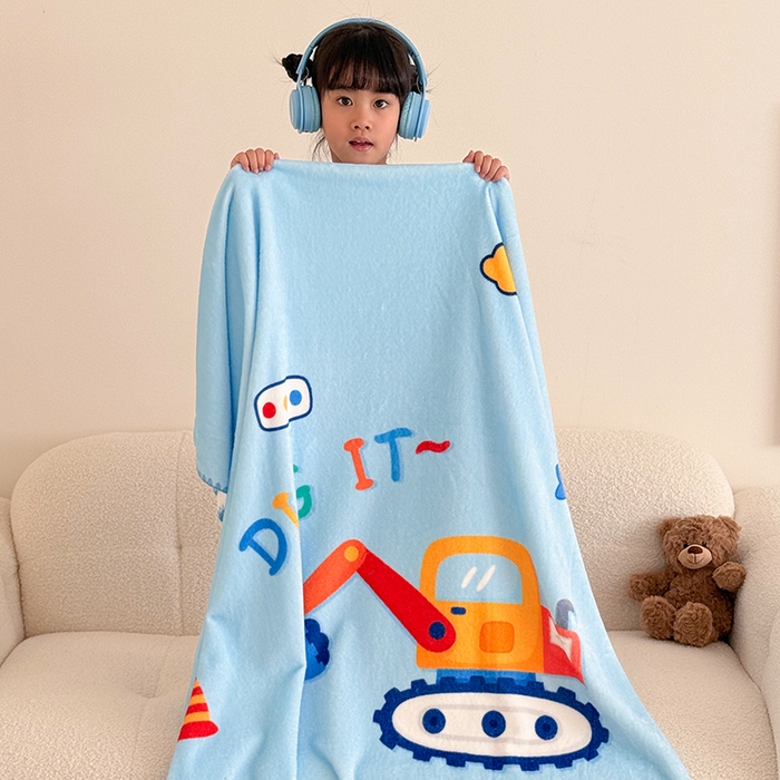 91家纺网 家纺一手货源 找家纺 嗨生活 2025新款牛奶绒毛毯儿童毛毯幼儿园休闲沙发毯床单推车毯毛毯毯子 可爱挖掘