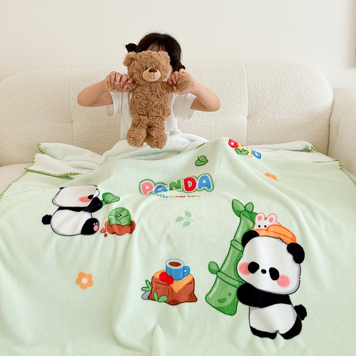 91家纺网 家纺一手货源 找家纺 嗨生活 2025新款牛奶绒毛毯儿童毛毯幼儿园休闲沙发毯床单推车毯毛毯毯子 熊猫之家