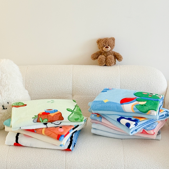 嗨生活 2025新款牛奶绒毛毯儿童毛毯幼儿园休闲沙发毯床单推车毯毛毯毯子 组合图仅供参考不可下单