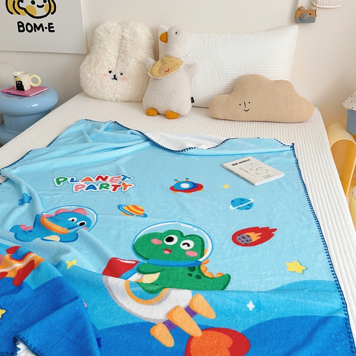 91家纺网 家纺一手货源 找家纺 嗨生活 2025新款牛奶绒毛毯儿童毛毯幼儿园休闲沙发毯床单推车毯毛毯毯子 恐龙派对